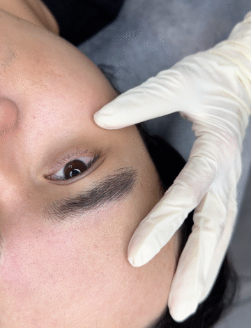 https://www.instagram.com/featherbrowslv
